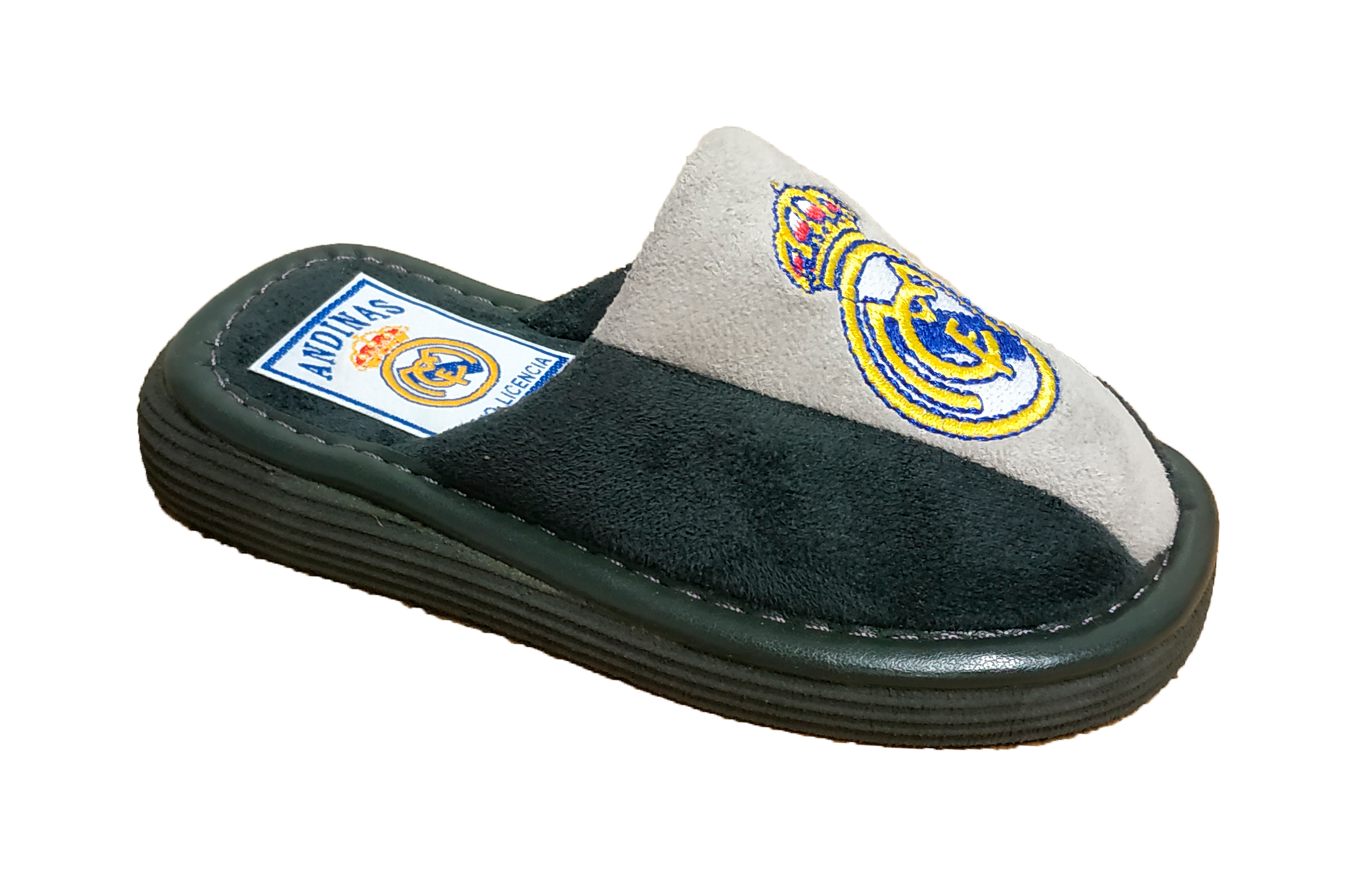 Zapatillas de casa niños y adultos Real Madrid online en MEGACALZADO